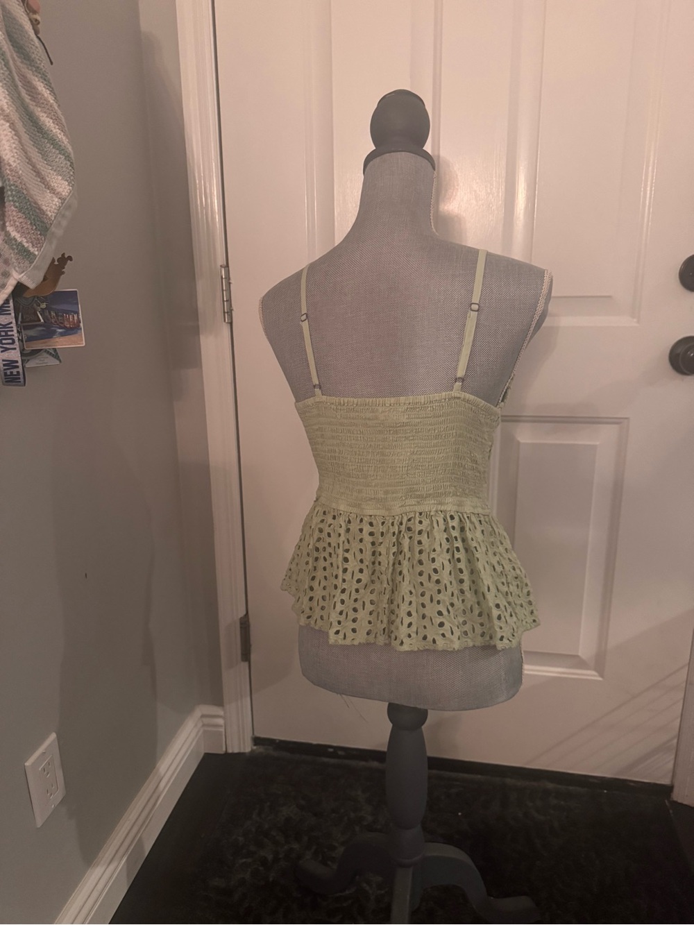 Japna Lace Eyelet Peplum Cami - Green - Picture 3 of 4